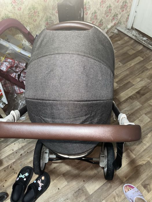 Продам коляску б/у