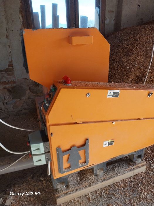 Линия, машини за пелети