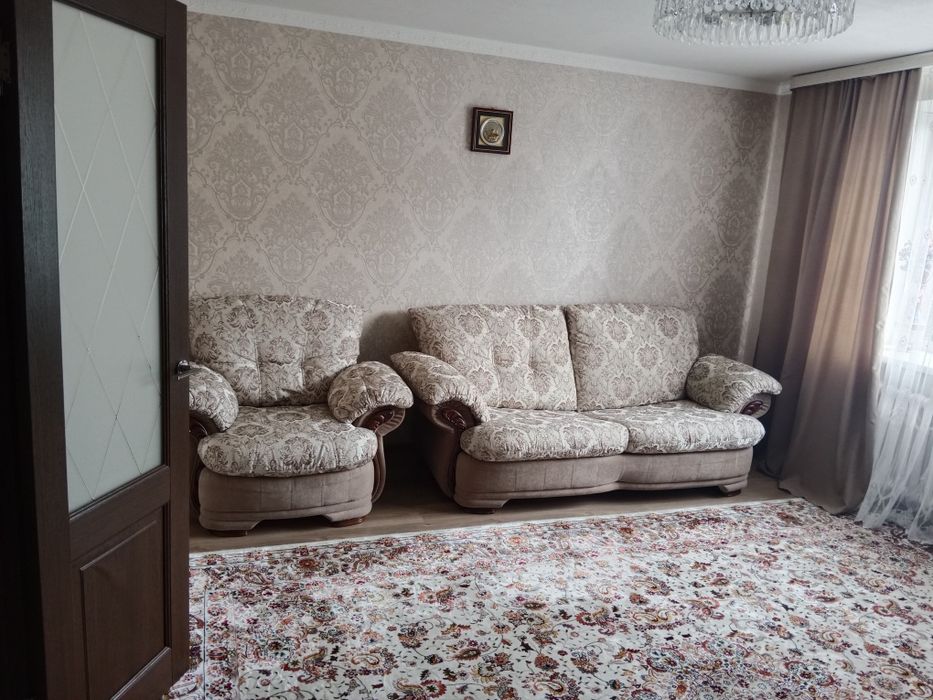 Продам мягкии уголок Потютков