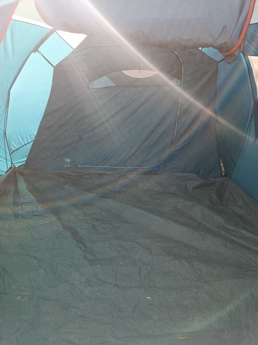 Палатка 4 Местна