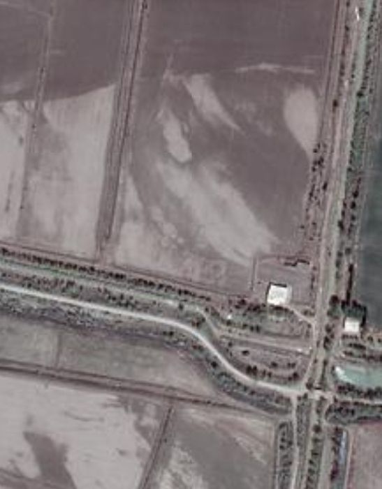 Noturar  binosi 800 mqv sotiladi Yangibozor tumani