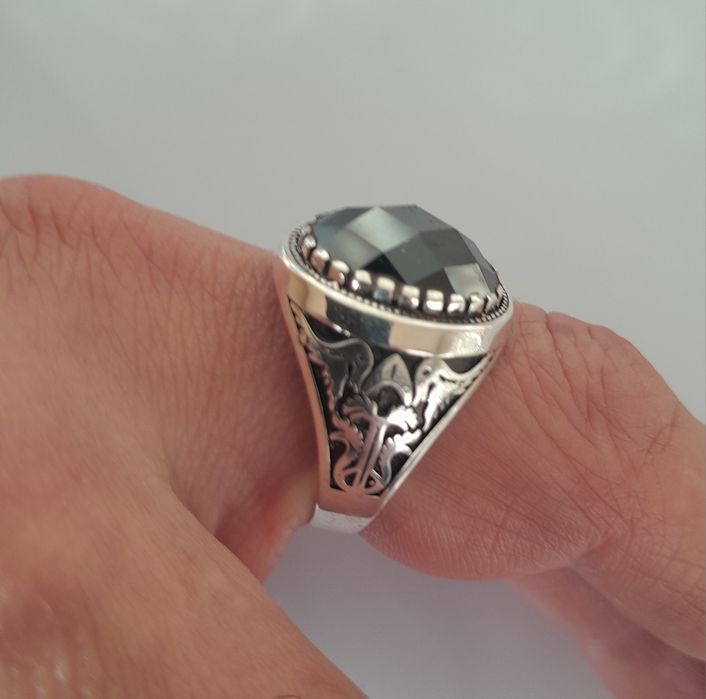Кольцо мужское серебряное. Перстень.