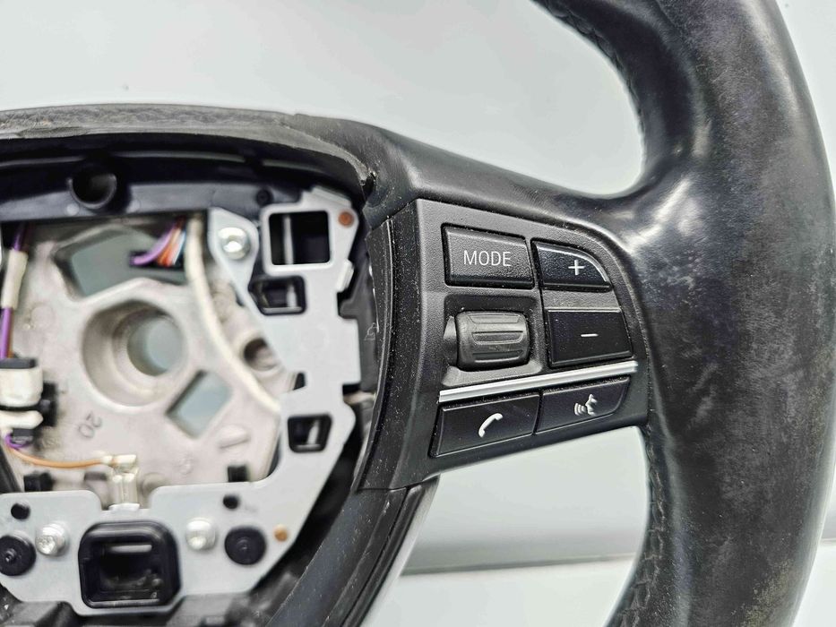 Volan Bmw 5 (F10) [Fabr 2011-2016] OEM