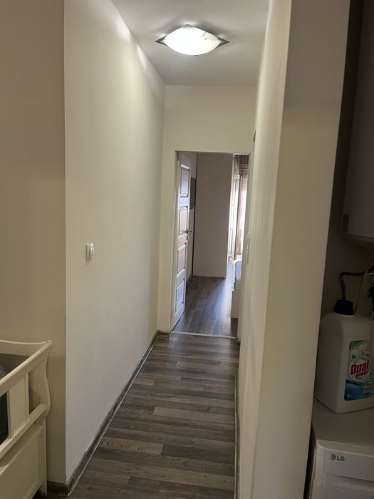 Дава се под наем Тристаен апартамент в Плевен, Идеален център - 80 кв.м за 168000 € - Снимка #2