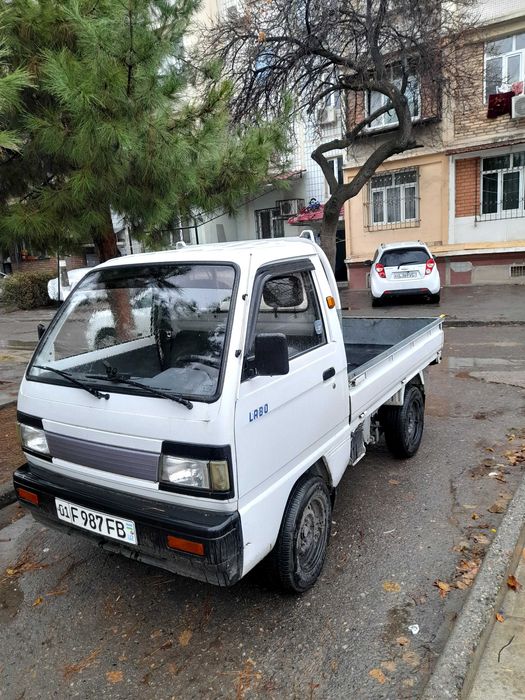 Labo 2019 yil 159 000 km yurgan, holati zo'r