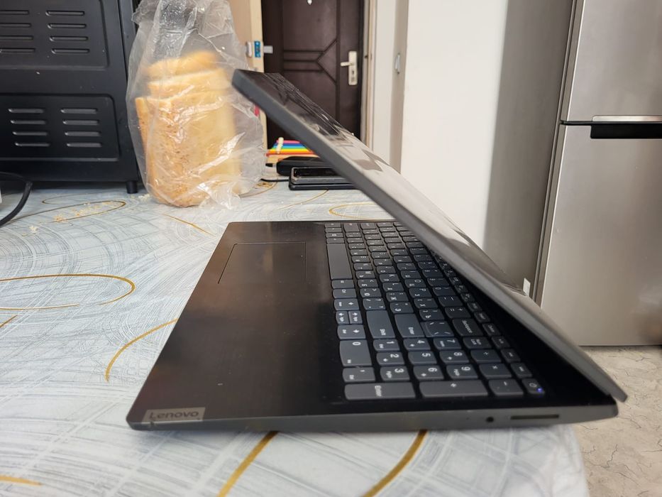 Продам Lenovo s145