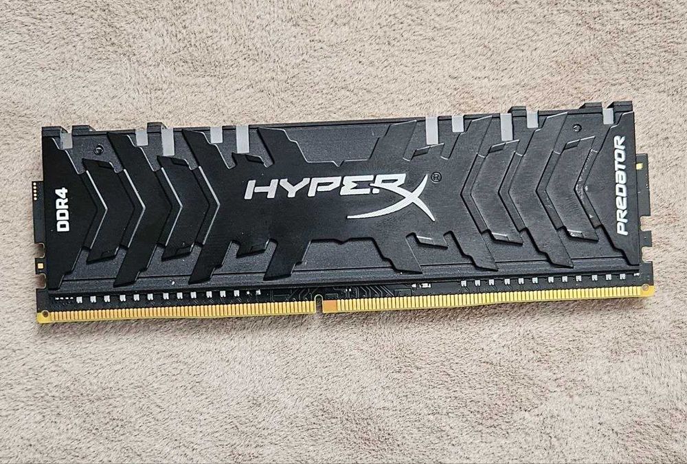Продам 2 ОЗУ по 8 гб DDR4