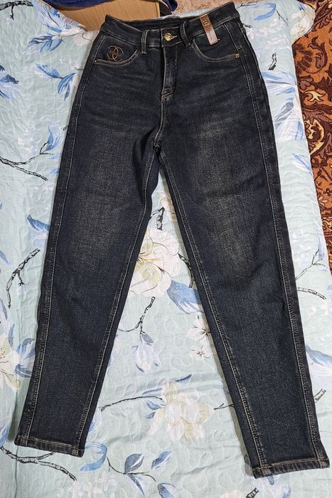 Джинсы новые утепленные