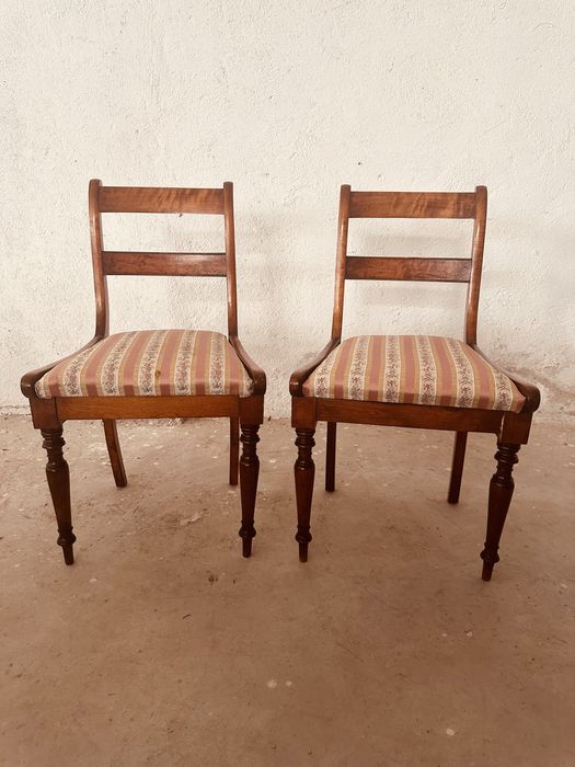 Комплект 2 трапезни стола от масивно дърво – стил Biedermeier
