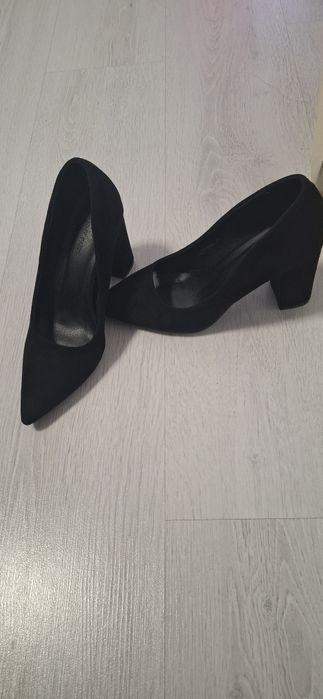 Pantofi stiletto toc gros