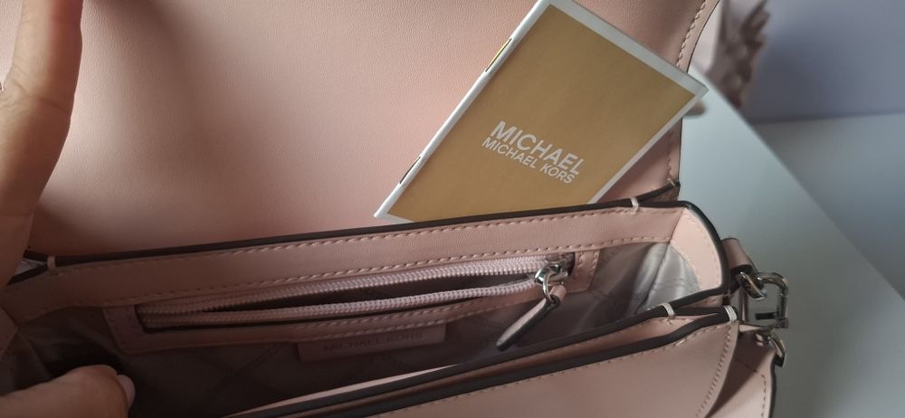 Дамска чанта Michael Kors