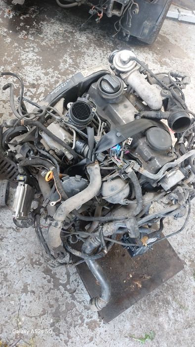 Напълно оборудван Двигател 1.9 TDI 90кс