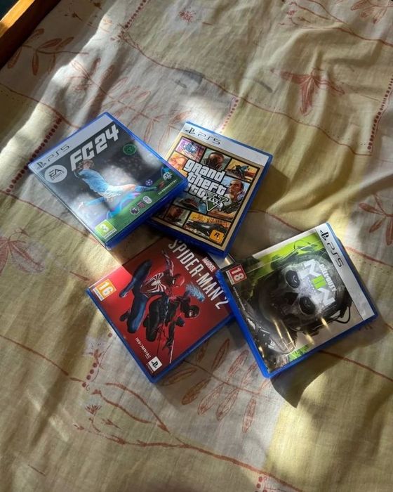 PS5 диска оригинал, аккуратно использовалась, в отличном состоянии.