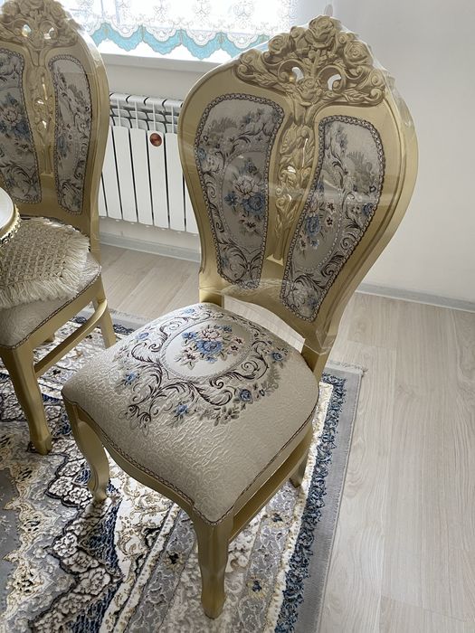 Стол стуль гостевой