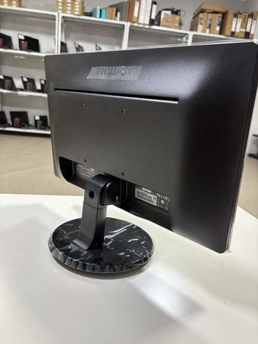 Монитор PHILIPS .!