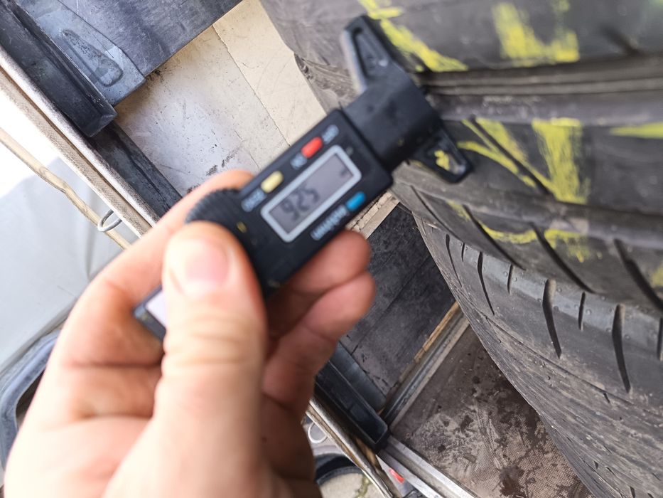 Anvelope vara 275 40 19 hankook runflat 222 5mm