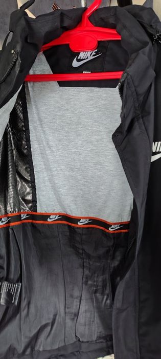 Продам куртку на подростка