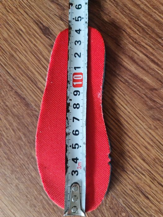 Маратонки Адидас Нови 23размер