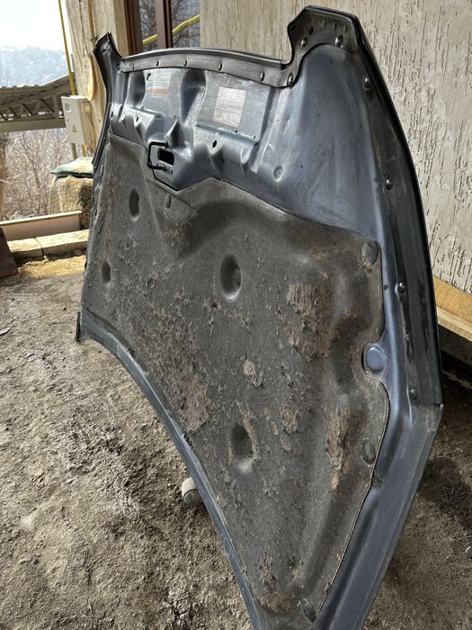 Продам капот от HONDA CR-V