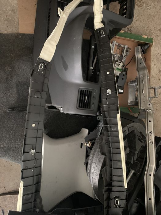 Части за  VW GOLF 5