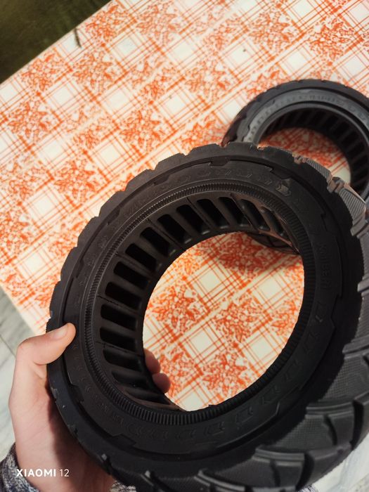 Гуми за тротинетка бандажни с  размери 90/65-6.5