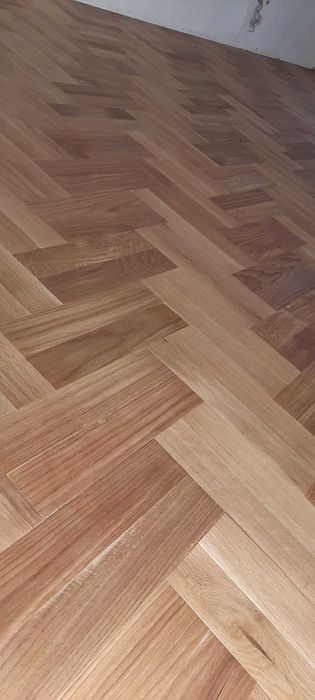 Montam reconditionare raschetam, slefuim,lacuim parchet. 70 m/p