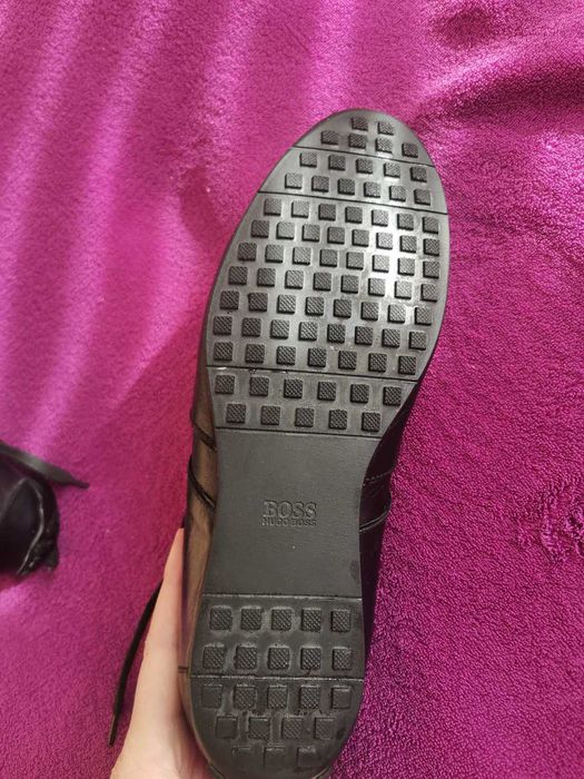 Мъжки маратонки42размер