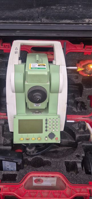 Тахеометр Leica TS06 plus