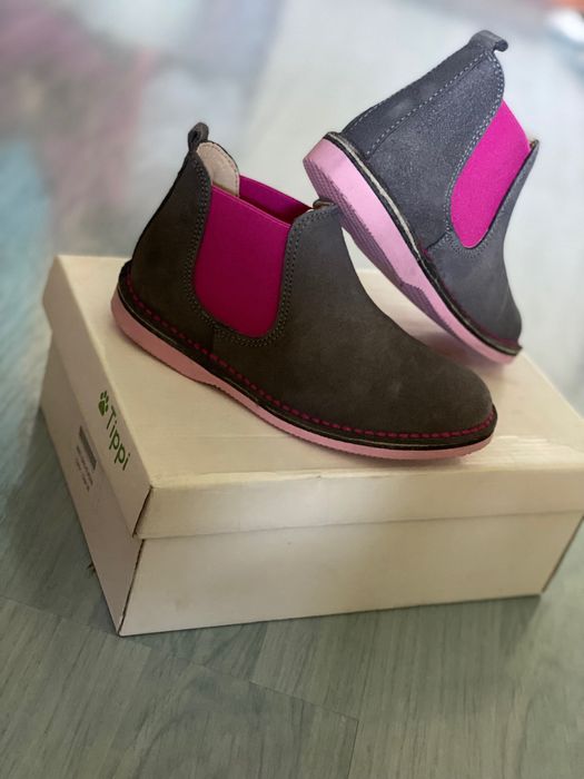 Детски велурени боти