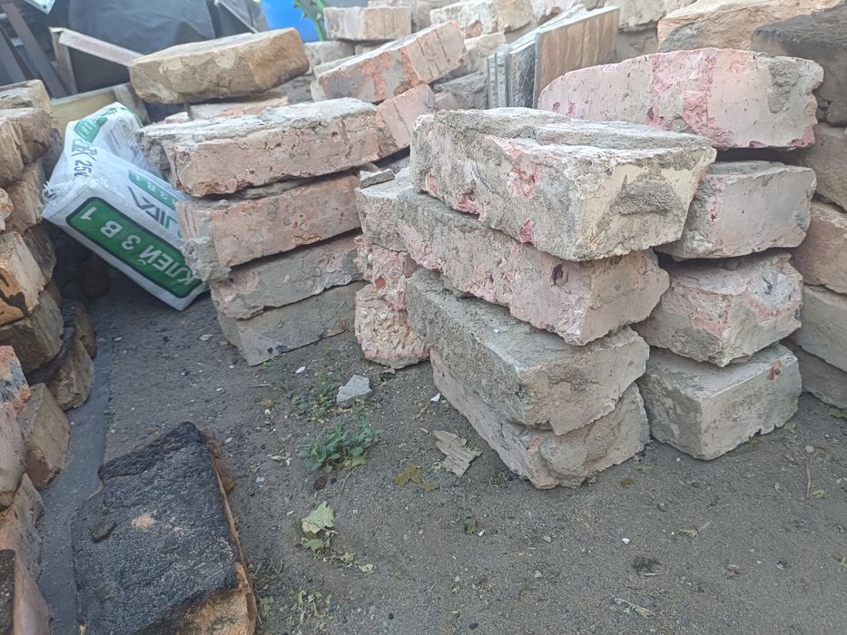 Продам кирпич б/у