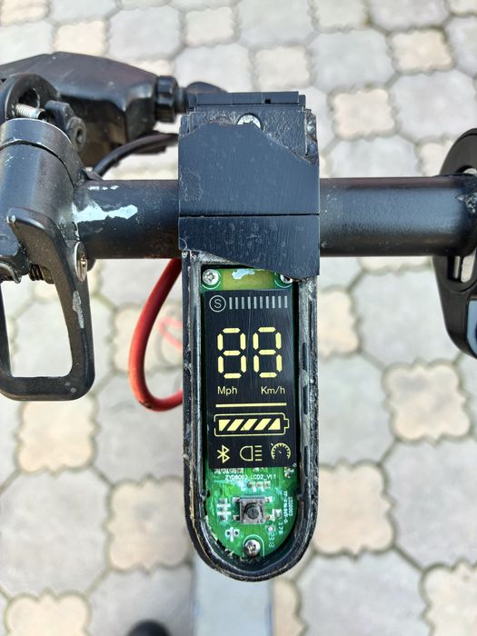 Trotineta electrica de reparat sau pentru piese