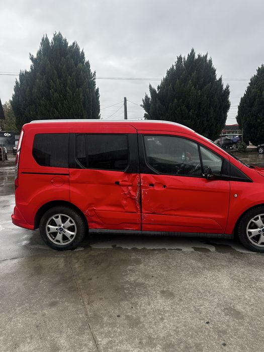 FORD Tourneo Connect 2017 — imagine 3