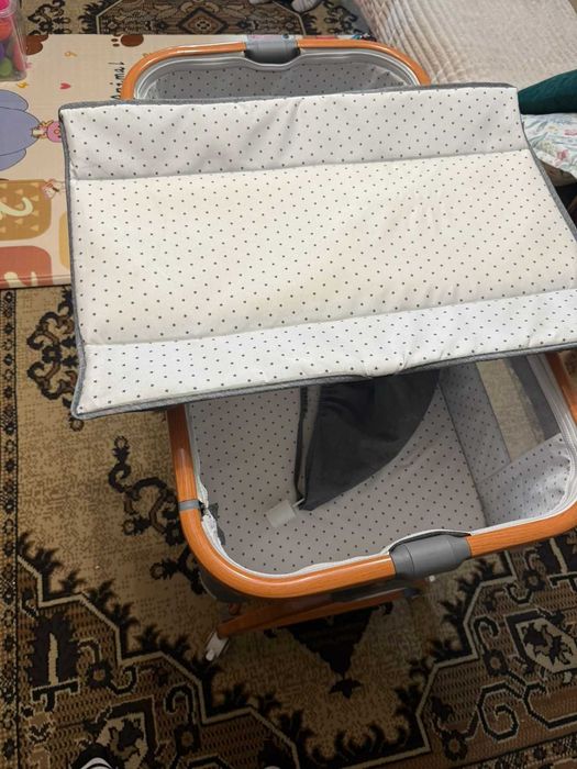 Срочно продам детскую кроватку!