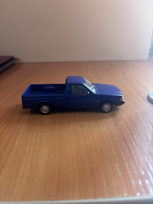 Продам модельки масштаб 1/43