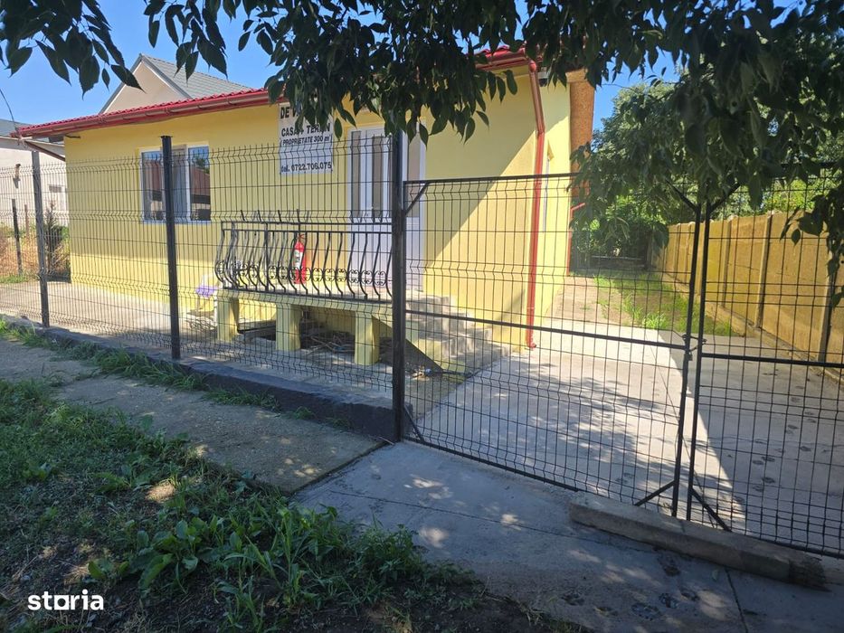 Casă de vânzare, 3 camere, garaj, 2020