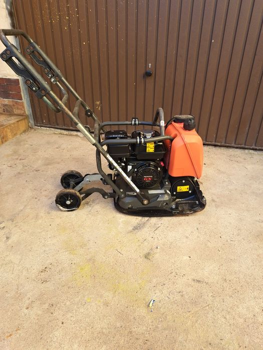 Placa Compactoare Husqvarna 90 kg
