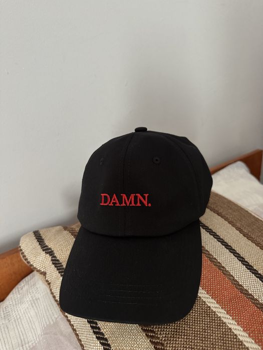 Продается Кепка DAMN