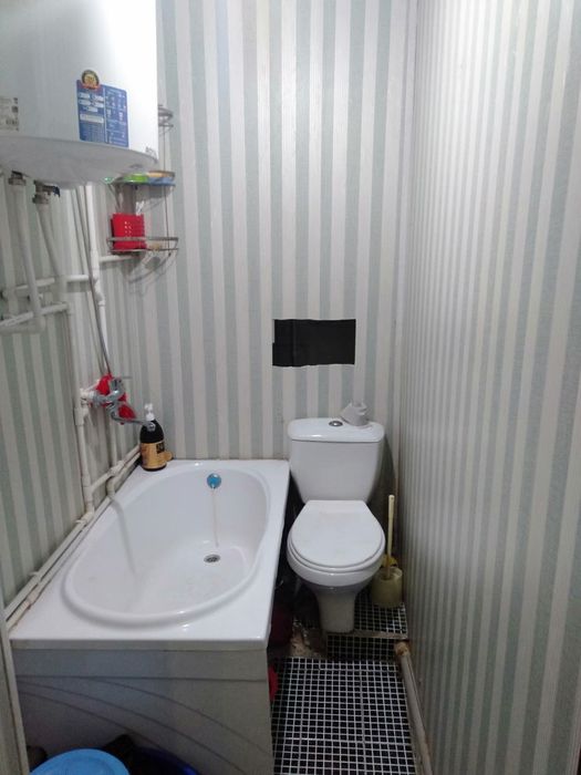 2 ХОНАЛИ УЙ Сотилади — Чирчик шаҳрида, тайёр ҳужжатлар билан!