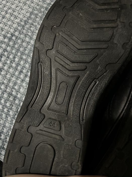 Новые мужская обувь