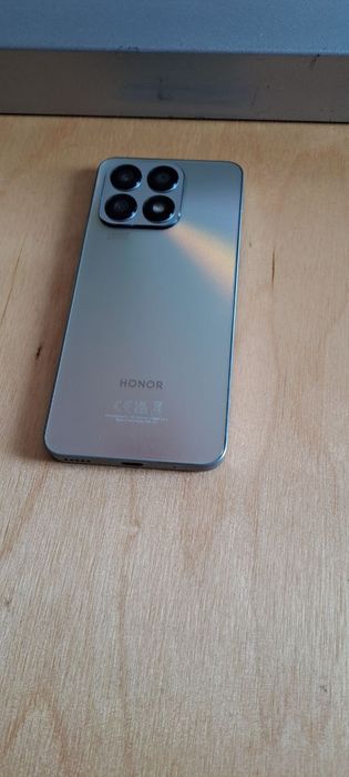 Honor x8a holati ideal