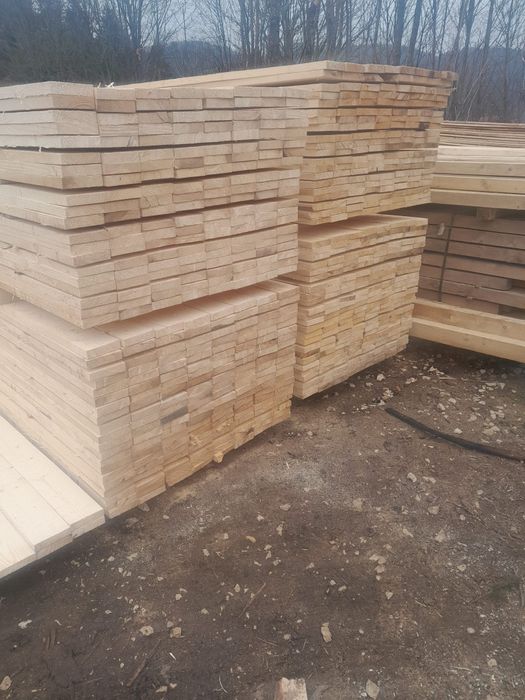 Vând cherestea rășinoase