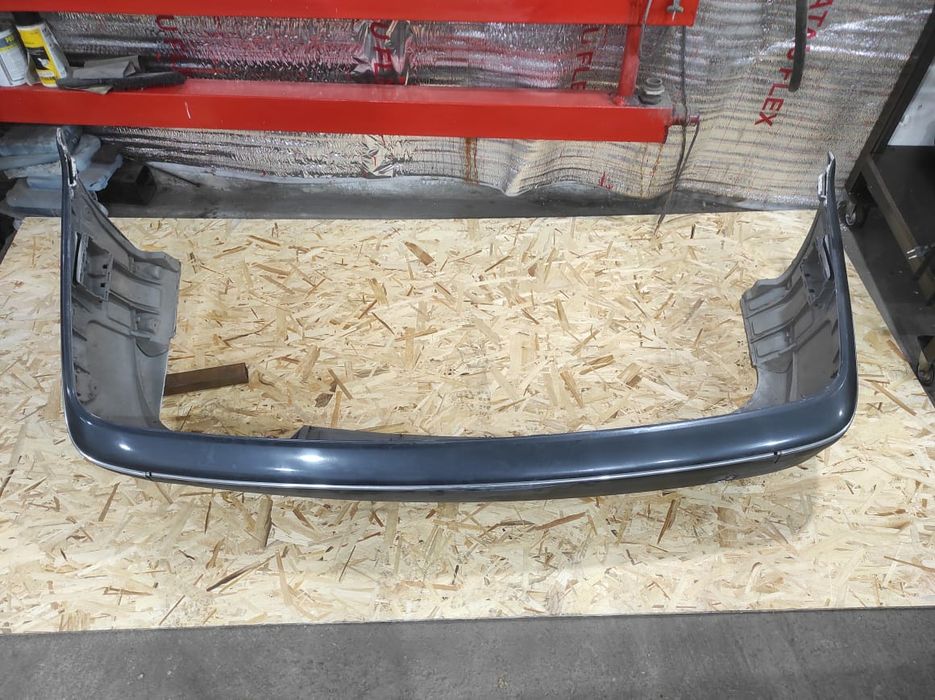 Продается задний бампер BMW Е 39