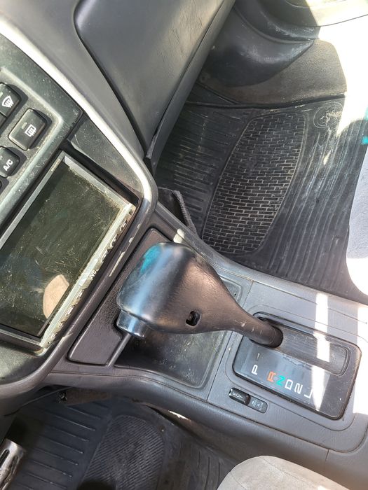 Тойота камри 3куб