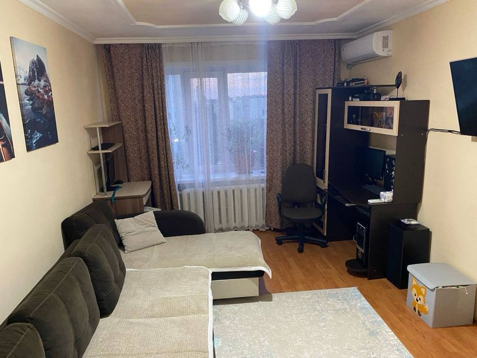 продам квартиру срочно !!