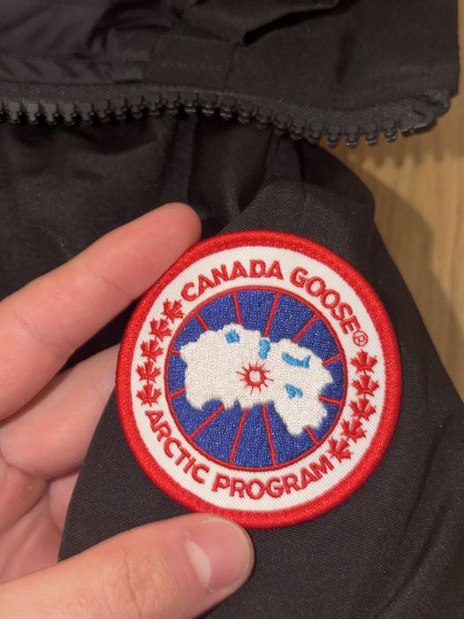 Canada Goose Bomber Яке размер Л