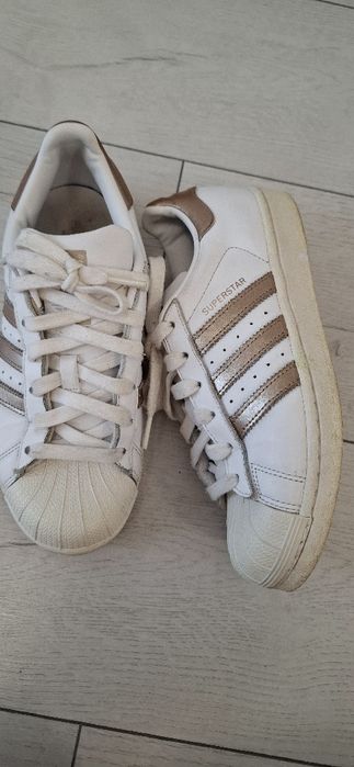 Adidasi piele adidas superstar marimea 36 cu 23 cm
