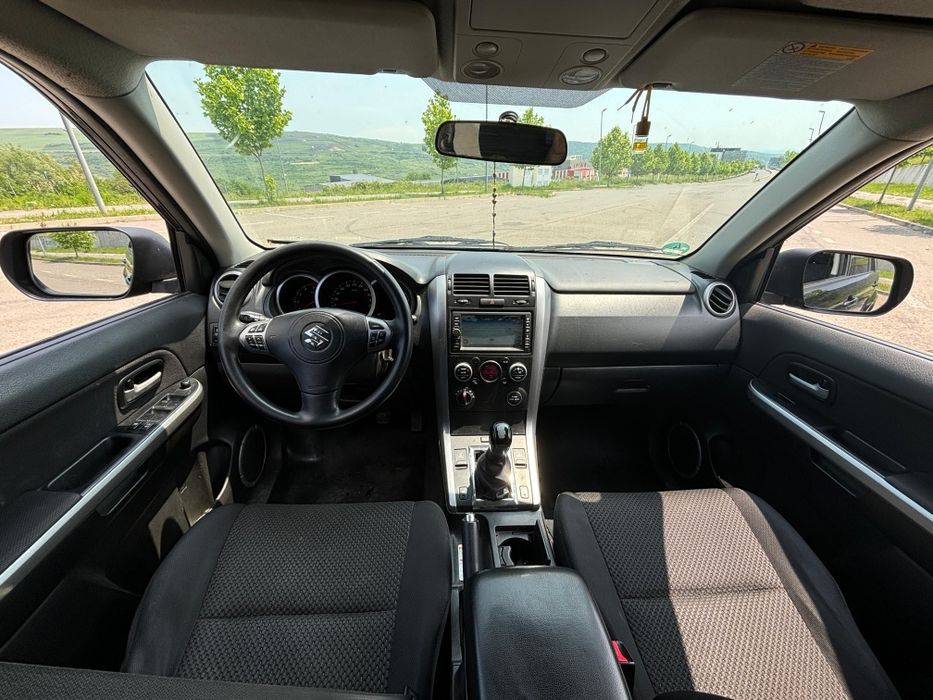 Vând susuky Grand Vitara
