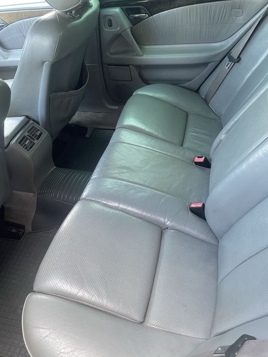 Mercedes Benz E280