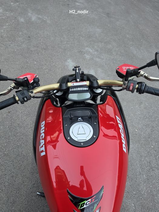 Сотилади срочна Ducati diavel 1200