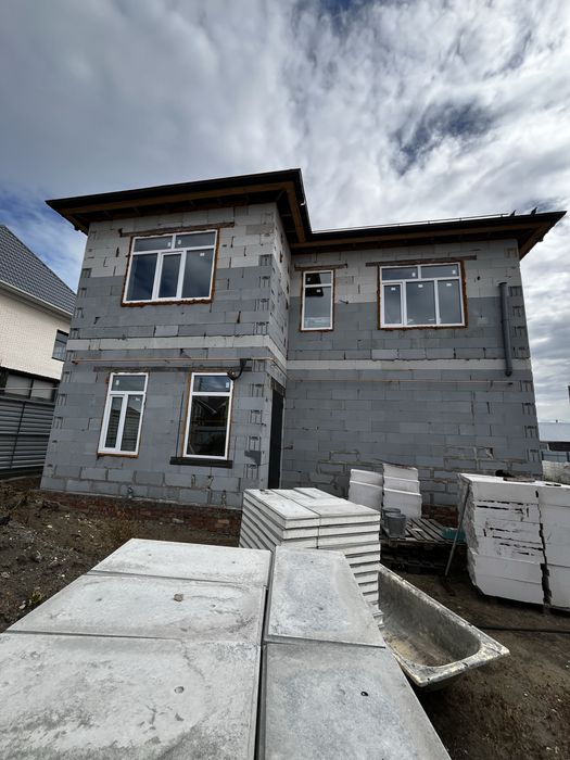 Продам двухэтажный дом в городе Тобыл